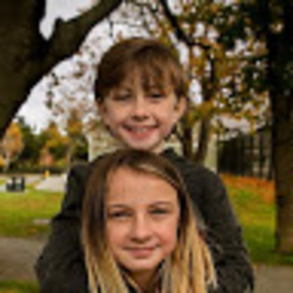 Meet your Posher, Jennifer - Picture 1 of 1